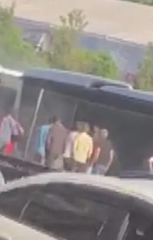 Son dakika: Yenibosna'da metrobüste yangın çıktı!