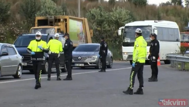İstanbul'da koronavirüs trafiği! Kilometrelerce kuyruk oluştu