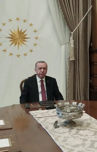 Başkan Erdoğan, Külliye'de Hakan Fidan'ı kabul etti