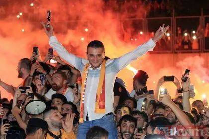 Galatasaray’da yeni transferler için imza şov!