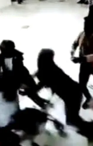 Hasta yakınından kadın doktora darp: Yumrukladı zorla odaya girip dışarı fırlattı