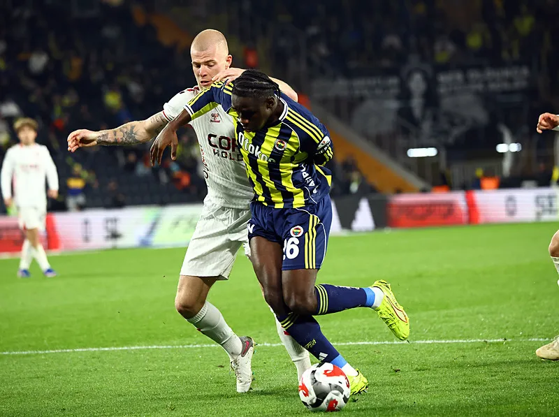 Fenerbahçe'den Loïs Openda harekatı! Forvet için ilk transfer o olacak - 12