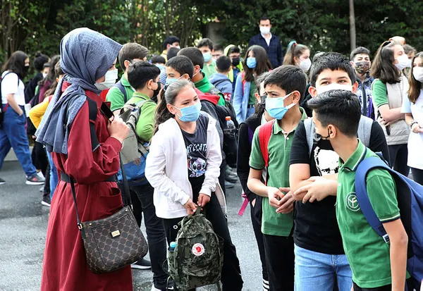 Son dakika: Milli Eğitim Bakanı Mahmut Özer'den flaş yüz yüze eğitim açıklaması-3