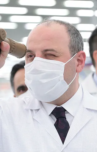 Sanayi ve Teknoloji Bakanı Mustafa Varank: Profil resimlerine konulan halkalarla, ideolojik ve sapkın yaklaşımlarla bu sorun çözülemez