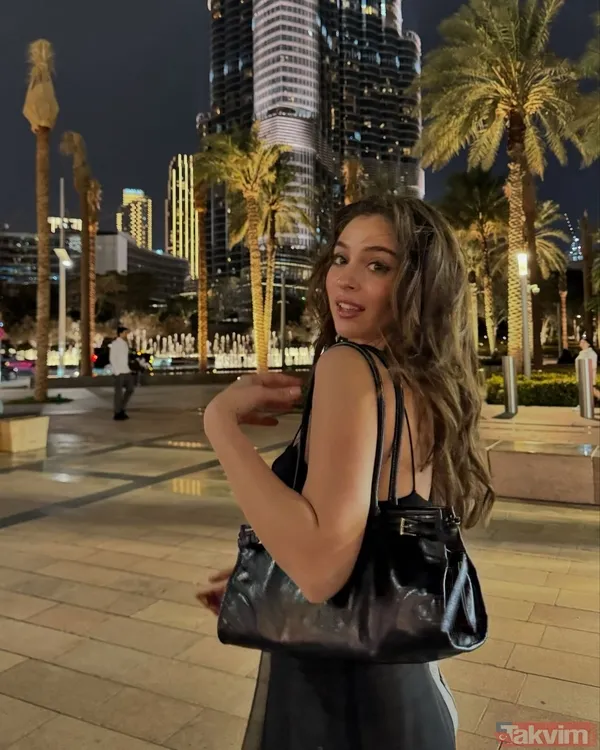 Cemre Baysel ve Cem Bölükbaşı'ndan ilan-ı aşk geldi: Kaçış bitti! - 2