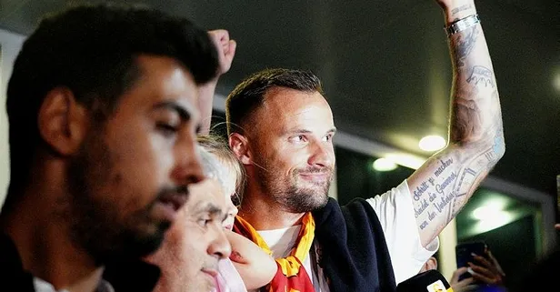 Galatasaray Seferovic ve Dubois transferlerini bitirdi