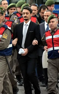 FETÖ'cü alçaklar yine mahkemeyi karıştırdı