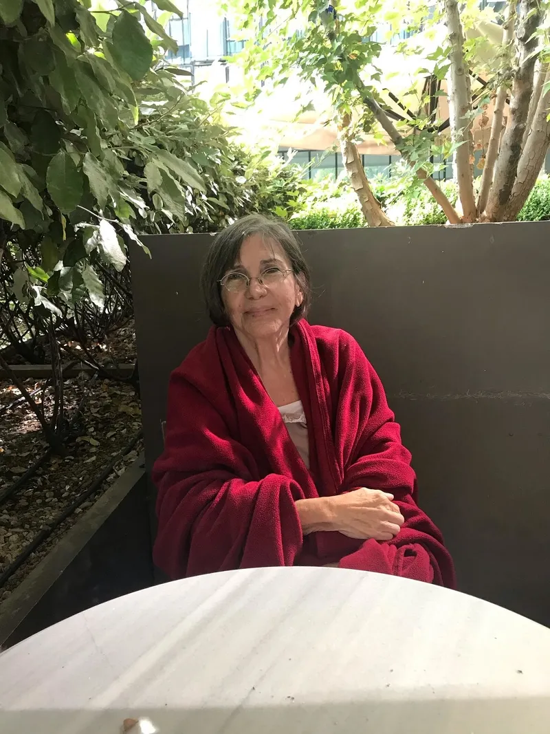 pankreas-kanseriyle-mucadele-eden-gul-onat-son-halini-paylasti-1767765645716.jpg Pankreas kanseriyle mücadele eden Gül Onat son halini paylaştı-5