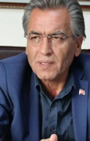 Oğlunu Genel Müdür Yardımcısı yapıp 7.000 lira maaş bağlayan CHP'li İsmail Uygur'dan skandal savunma