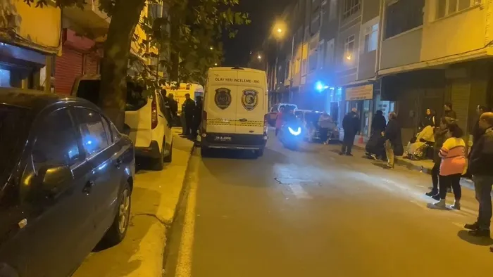 Son dakika: Gaziosmanpaşa'da şüpheli ölüm! Kan izlerini takip etti annesinin cesedini buldu-3
