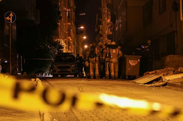 Evini ilaçlattı komşularını zehirledi! Bağcılar'da hareketli gece