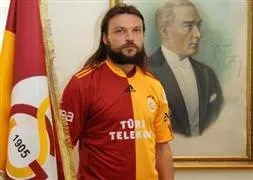 Ujfalusi’den F.Bahçe’ye mesaj var