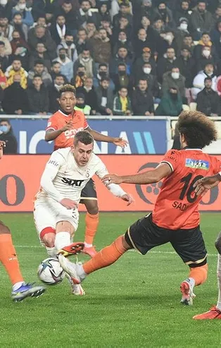 Avrupa'da kükreyen Aslan ligde sessiz olmaya devam ediyor! Yeni Malatya engelini aşamadı