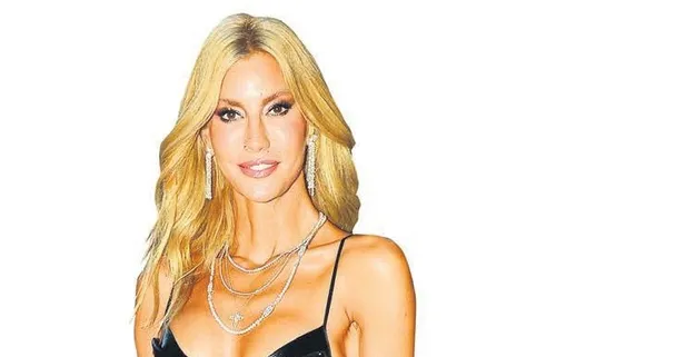 Çağla Şıkel'in çocuklarıyla araç içinde yaptığı paylaşıma tepki yağdı!