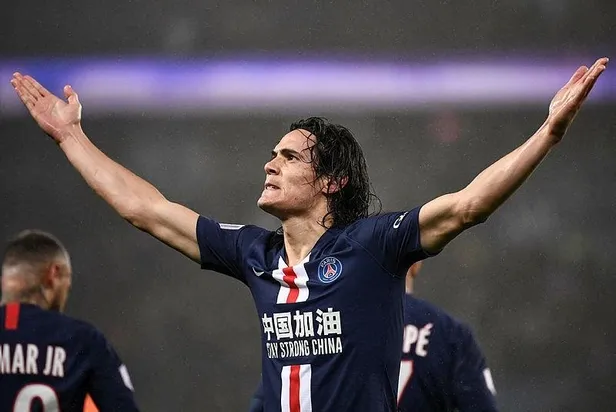 fenerbahce-transferde-hiz-kesmiyor-son-hedef-edison-cavani-1599586659915.jpeg Fenerbahçe transferde hız kesmiyor! Son hedef Edison Cavani...-2