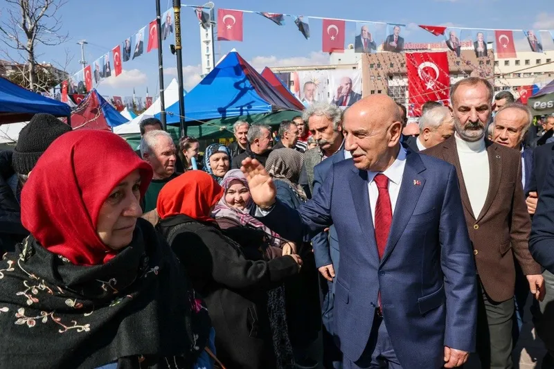 cumhur-ittifaki-abb-baskan-adayi-turgut-altinoktan-metro-ve-istihdam-sozu-ankarayi-dunya-baskenti-yapacagiz-1709130093983.jpeg Cumhur İttifakı ABB Başkan Adayı Turgut Altınok'tan metro ve istihdam sözü: Ankara'yı dünya başkenti yapacağız-4