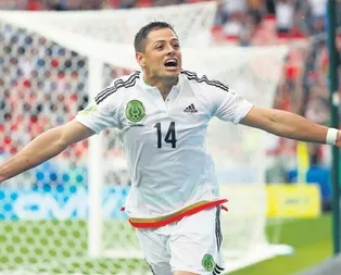 Aboubakar olmazsa Javier Hernandez