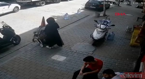Dalgın anne bebek arabasındaki çocuğunu düşürdü üzerinden geçti - 2