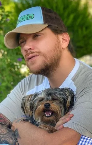 Sinan Akçıl köpeğiyle fotoğraf paylaştı