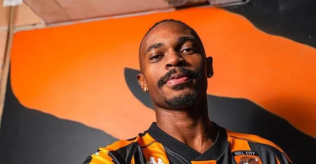 Lincoln resmen Hull City’de