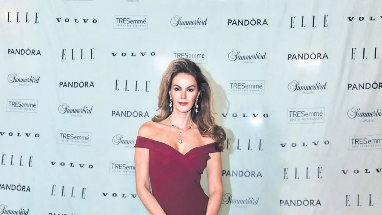Top model Tülin Şahin Danimarka’da sadece 100 davetlinin katıldığı organizasyonda boy gösterdi!