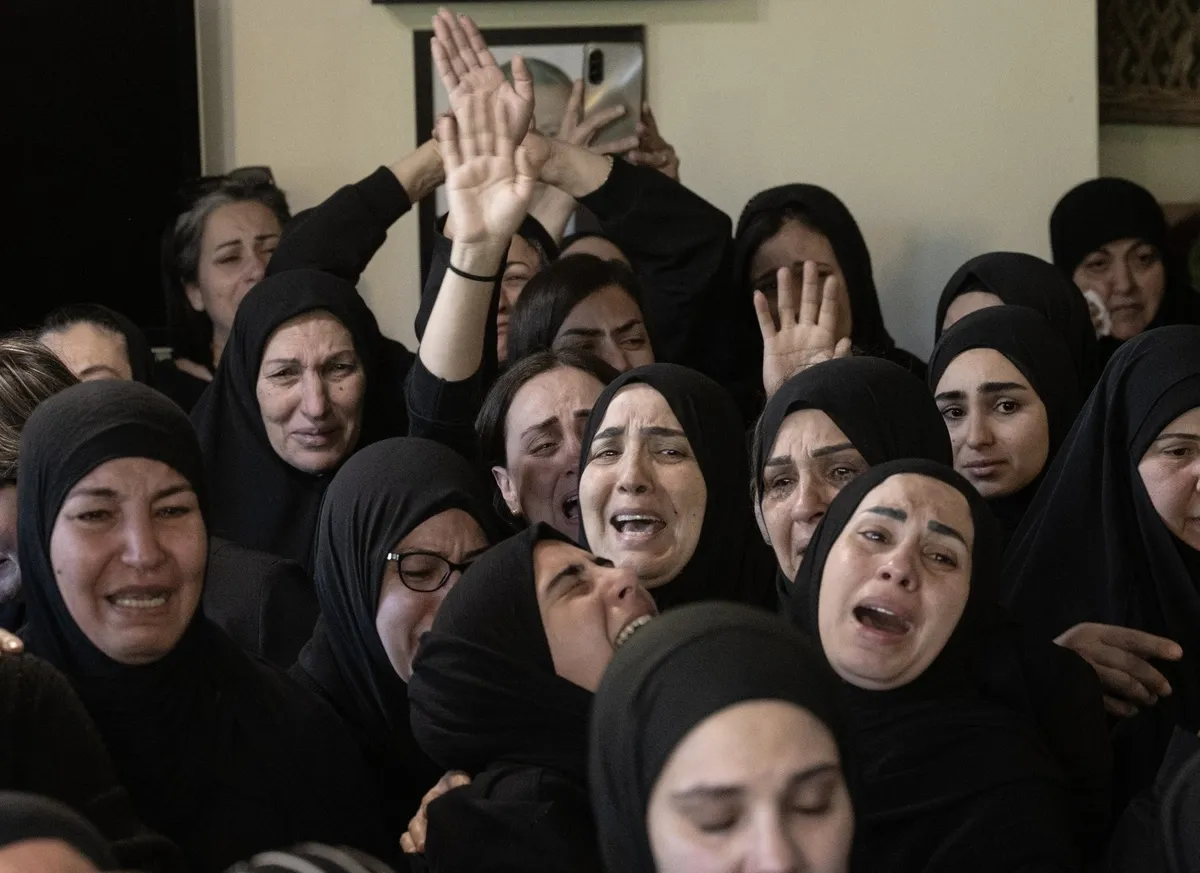 siyonist-zulmu-durmuyor-netanyahudan-lubnana-siddetli-saldiri-talimati-1777150538437.jpeg Siyonist zulmü durmuyor: Netanyahu'dan Lübnan'a şiddetli saldırı talimatı!-2