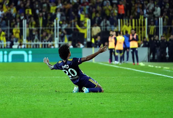 1609222831735.jpg Şok iddia! Luiz Gustavo Başakşehir maçına koronavirüs testi pozitifken mi çıktı?-2