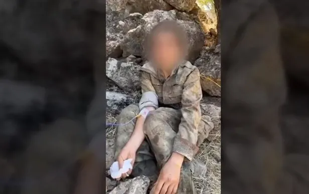 irakin-kuzeyinde-iki-pkkli-etkisiz-yakalanan-kadin-teroristten-itiraflar-hicbir-sey-disaridan-gorundugu-gibi-d-1691220440678.jpeg Irak'ın kuzeyinde iki PKK'lı etkisiz! Milli Savunma Bakanlığı paylaştı: Yakalanan kadın teröristten itiraflar-3