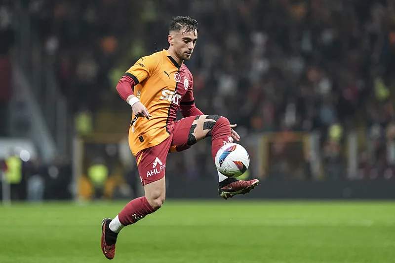 Galatasaray ilk transferini bitiyor! Anlaşma neredeyse tamam - 13