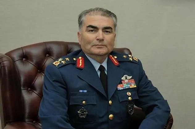 Ali Babacan'ın partisine katılan emekli Korgeneral Mehmet Şanver hakkında çarpıcı tespit: Ya kendinin farkında değil ya da kurucu üyesi olduğu partinin