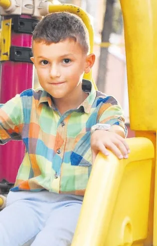 Pardon kanser değilsin Can!