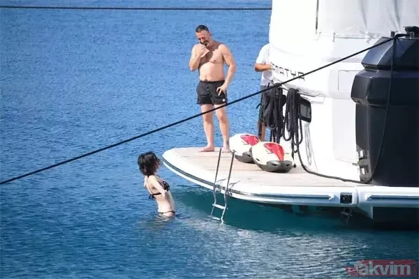 Ahu Yağtu, Defne Samyeli, Serenay Sarıkaya... Samatya'dan kimler geldi kimler geçti! Cem Yılmaz 55 milyon TL'lik aşk teknesini sattı - 10