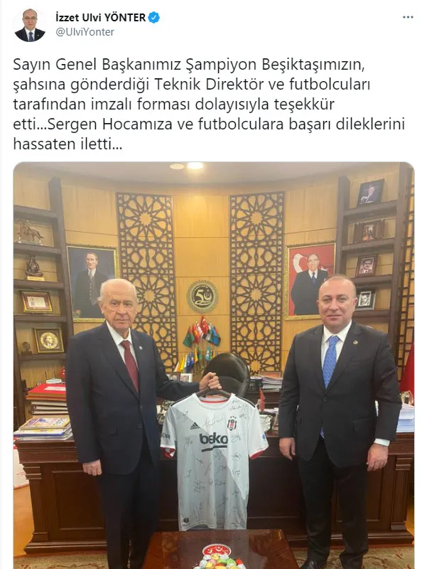 besiktasliligiyla-bilinen-mhp-genel-baskani-devlet-bahceliye-imzali-forma-hediye-edildi-1623240818120.jpg Beşiktaşlılığıyla bilinen MHP Genel Başkanı Devlet Bahçeli'ye imzalı forma hediye edildi-3