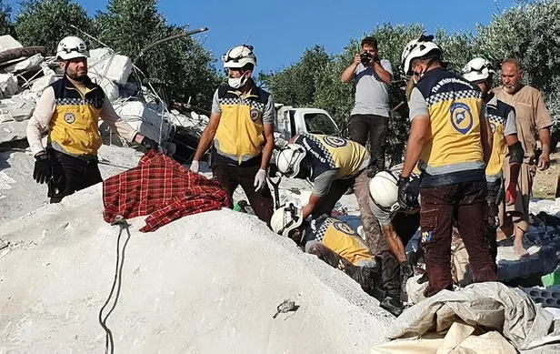 Rusya'dan İdlib'e hava saldırısı: 5'i çocuk 7 sivil öldü!-2