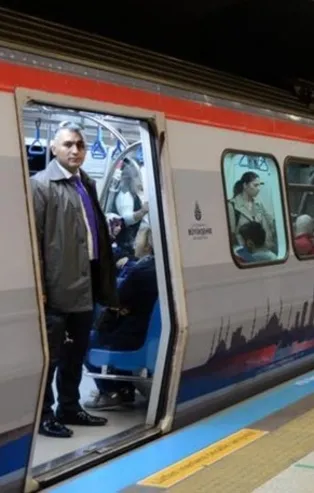 Metro seferlerinde milli maç düzenlemesi