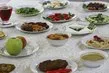 Ramazan’da sofranızdan ayırmayın! Gün boyu tok tutan yiyecekler…