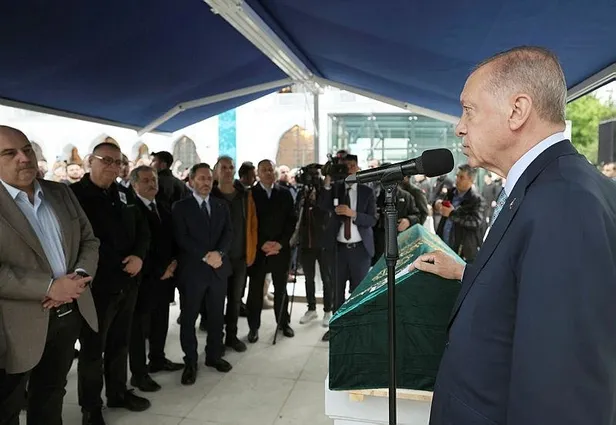 Gazeteci-yazar Engin Ardıç'a veda: Başkan Erdoğan cenaze törenine katıldı-7