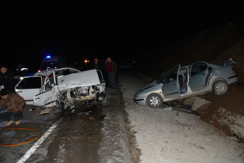 Burdur'da zincirleme kaza! Ölü ve yaralılar var - 2