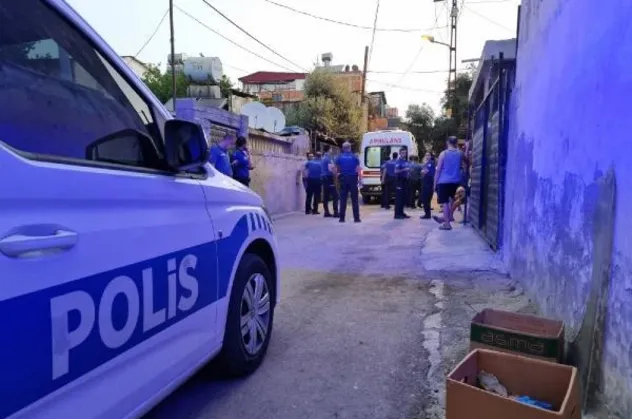 Adana'da gece yarısı vahşet! 2 çocuk annesi kadın, başı taşla ezilerek öldürüldü: Katili teslim oldu