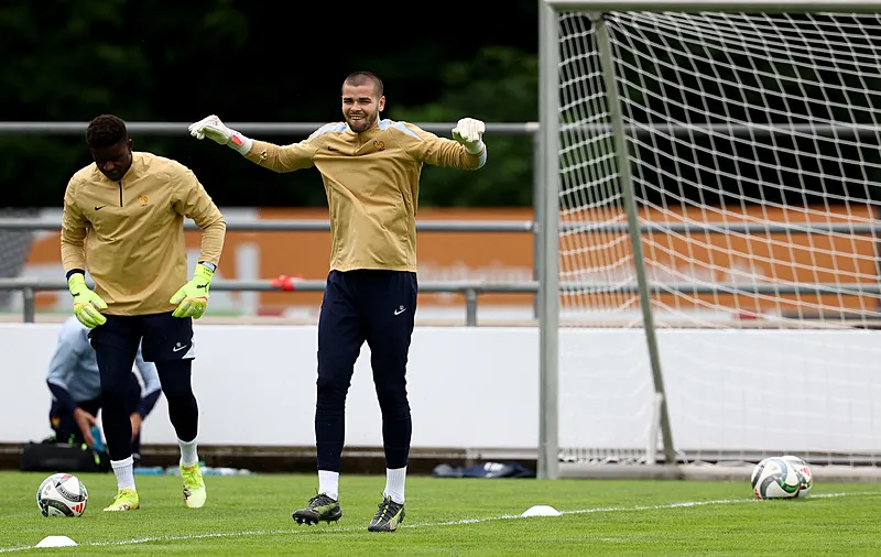 Galatasaray'a 30 milyon euroluk kaleci! Tüm adayları unutun - 23