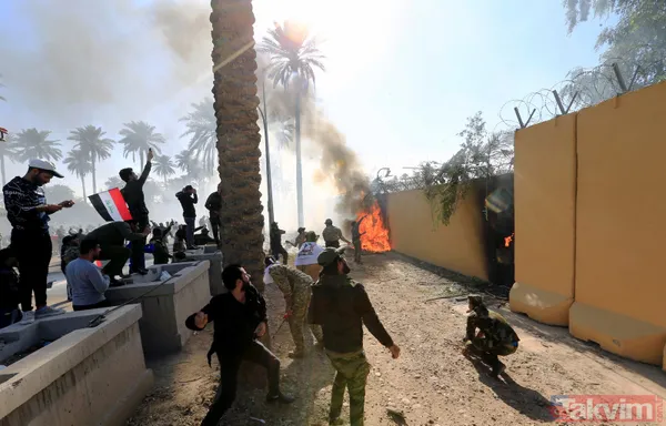 Son dakika haberi: Iraklı protestocular ABD'nin Bağdat Büyükelçiliği binasına girdi - 17