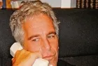 Epstein dosyasında tüyler ürperten gelişme! Yakalayıp çırılçıplak soydular: "O adadan sağ çıkamam sandım"