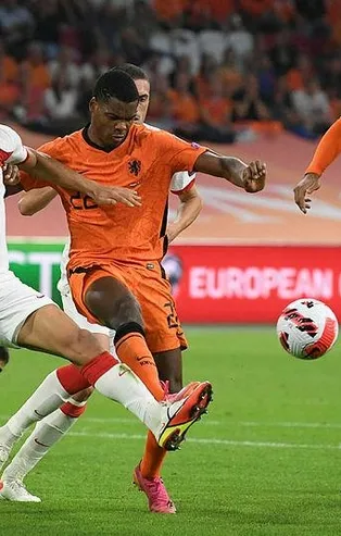 A Milliler Hollanda karşısında dağıldı! (Hollanda 6-1 Türkiye MAÇ SONUCU | ÖZET)