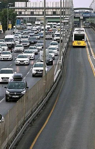 Son dakika: İstanbul'da trafik yoğunluğu! Yüzde 53'e kadar çıktı