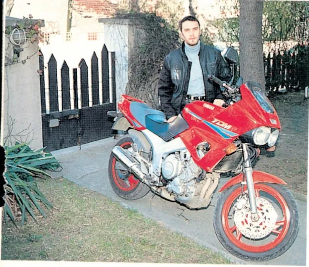merhum-esi-uzay-hepari-nedeniyle-aralari-acilmisti-zeynep-tunuslu-sezen-aksu-arasindaki-savas-devam-ediyor-ajd-1672513261752.jpeg Merhum eşi Uzay Heparı nedeniyle araları açılmıştı! Zeynep Tunuslu'dan Sezen Aksu'ya olay gönderme! Ajda Pekkan...-3