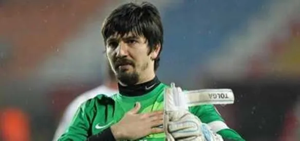Türk futbolcu Tolga Zengin, bugün doğdu.
