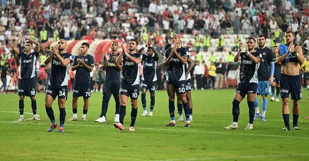 Fenerbahçe’de 2 yeni transfere veda!