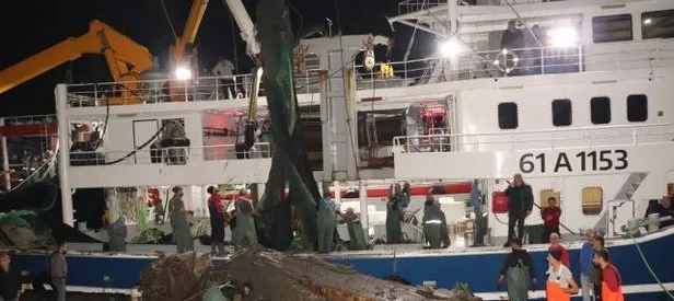 Denize ağ attılar, balık yerine uçak tuttular
