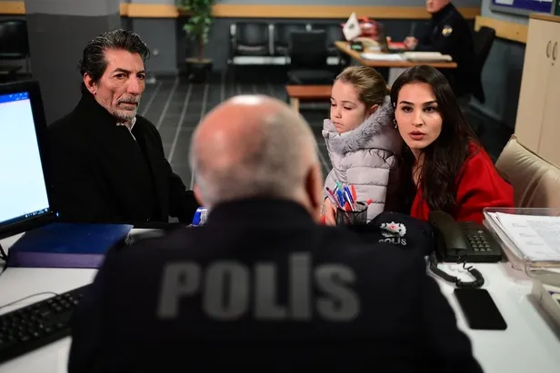 aldatmak-bu-aksam-yok-mu-neden-yok-5-ocak-2023-atv-yayin-akisi-aldatmak-dizisi-yeni-bolum-ne-zaman-saat-kacta-1672924473941.jpg ALDATMAK BU AKŞAM YOK MU, NEDEN YOK? 5 Ocak 2023 ATV yayın akışı! Aldatmak dizisi yeni bölüm ne zaman, saat kaçta?-6