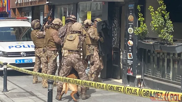 Şişli'de nefes kesen operasyon! Özel harekat devreye girdi... Oğlu tarafından rehin alınan adam pencereden atladı - 3